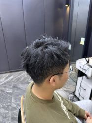 -藤野造型·专业烫染店