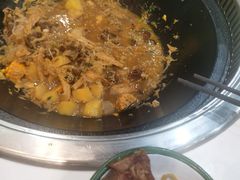 -70後铁锅炖(坡博总店)