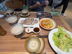 -贯贯吉·清真餐厅(浙江中路店)