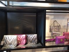 -MCM(比斯特上海购物村店)