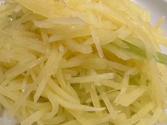 炝土豆丝-老昌春饼(中央大街店)