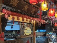 -头上红煨盐鸡·非遗院子餐厅