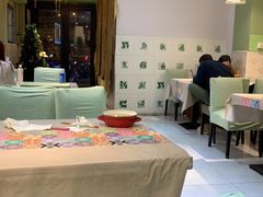 大堂-丽丽三鲜螺蛳粉(田林路店)