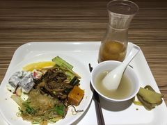 -感恩心素食馆(百世广场店)