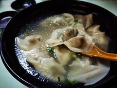 荠菜大馄饨-食惠里小笼包面馆(越秀店)