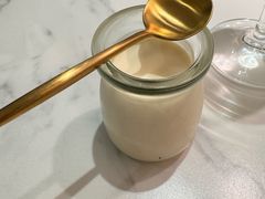 招牌自制酸奶-滩外滩·本帮江浙菜(新天地店)