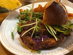 -HELLO 27 意面·沙拉·帕尼尼