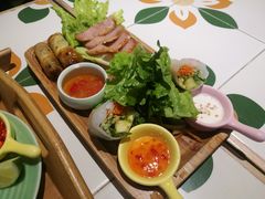 -越弥越南传统美食馆