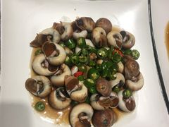 -臻鲜燕海鲜融合餐厅(金陵style店)