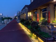 -暹罗酒肆泰餐厅酒吧