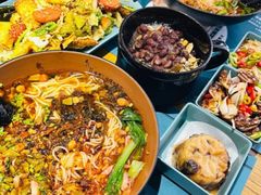 -八月美食小馆(银泰城总店)