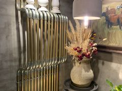 大堂-HIGH FIVE哈福手工汉堡(桂林路店)