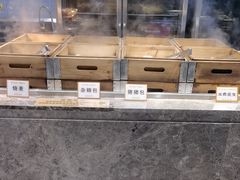 -金滏山烤肉·海鲜·火锅自助餐厅(襄阳万达店)