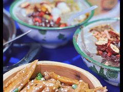 -马路边边串串香(苗栗路店)