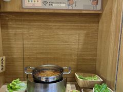 -独食火锅·半米屋台(直营总店)