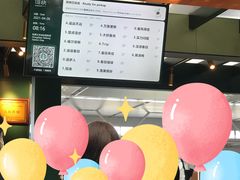-星巴克(上海虹桥站2A检票口)
