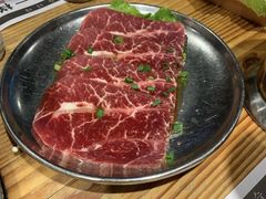 -青瓦炭韩潮烤肉(花园道店)