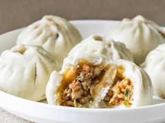 土猪肉老面小笼包-坊门老街(宜山路店)