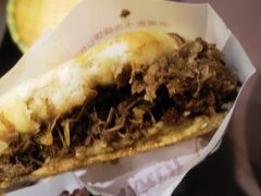 牛肉烧饼（多肉）-穆得·老周家牛肉烧饼(普利街店)