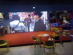 -嗨翻Hi-Fun竞技主题乐园·蹦床亲子生日轰趴(国光1937店)