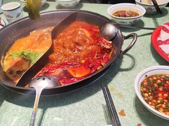 -憨铁匠老火锅(龙岗万科里店)