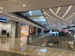 面包甜点陈列柜-食通天·寰宇集(杭州万象城店)