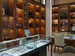 -回瑞眼镜·蔡司·依视路官方授权店(广益路万达店)