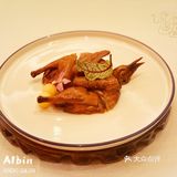 金桥一家彰显“富豪”气息的融合粤菜馆