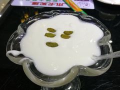 新疆特制酸奶-木卡买提新疆餐厅·清真(新里海顿公馆店)