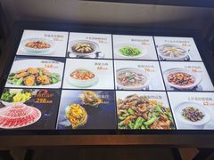 -饭怕鱼·黄焖鲟龙鱼(湖大店)