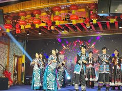 -亮欢寨酸汤鱼(沙冲路店)