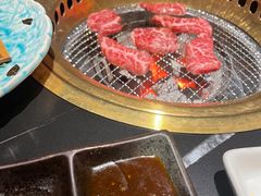 -山川小町·极番烧肉(新地假日广场店)