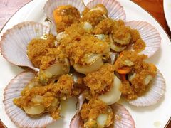 蒜茸扇贝-天伦海鲜·老味道·青岛菜(栈桥天主教堂店)