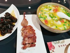 -舌尖上的食缘花园主题餐厅