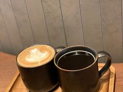 -星巴克(港汇1号办公楼店)