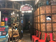 等位区-玛格萝妮(汇智国际商业中心店)