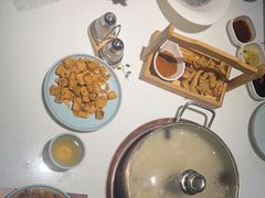 -洪氏嗨捞·猪肚鸡火锅(阳光天地店)