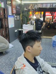 -藤野造型专业烫染接发