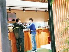 -八月美食小馆(银泰城总店)