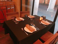 -Efes Turkish & Mediterranean Cuisine 艾菲斯餐厅(陆家嘴店)