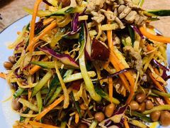 -胖太太四川麻辣排骨串(镇江路分店)