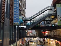 -江燕路万科里