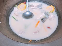 -咕嘟草帽鱼·牛奶一样的鲜鱼汤(包河万达广场创始店)