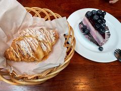 黄金流奶羊角-麦田工坊(月湖店)