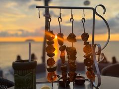 -Sunset Bar(丹绒亚路香格里拉店)