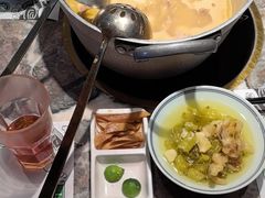 -禄婶鸡煲·打边炉