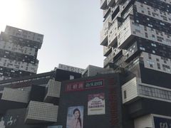 -资和信百货商场