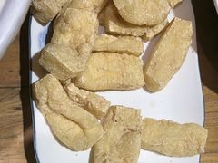 -头上红煨盐鸡乡村食府