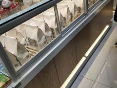面包甜点陈列柜-爸爸糖吐司面包(大连高新锦辉商场店)