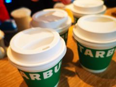 -星巴克臻选(盐城金鹰聚龙湖店)